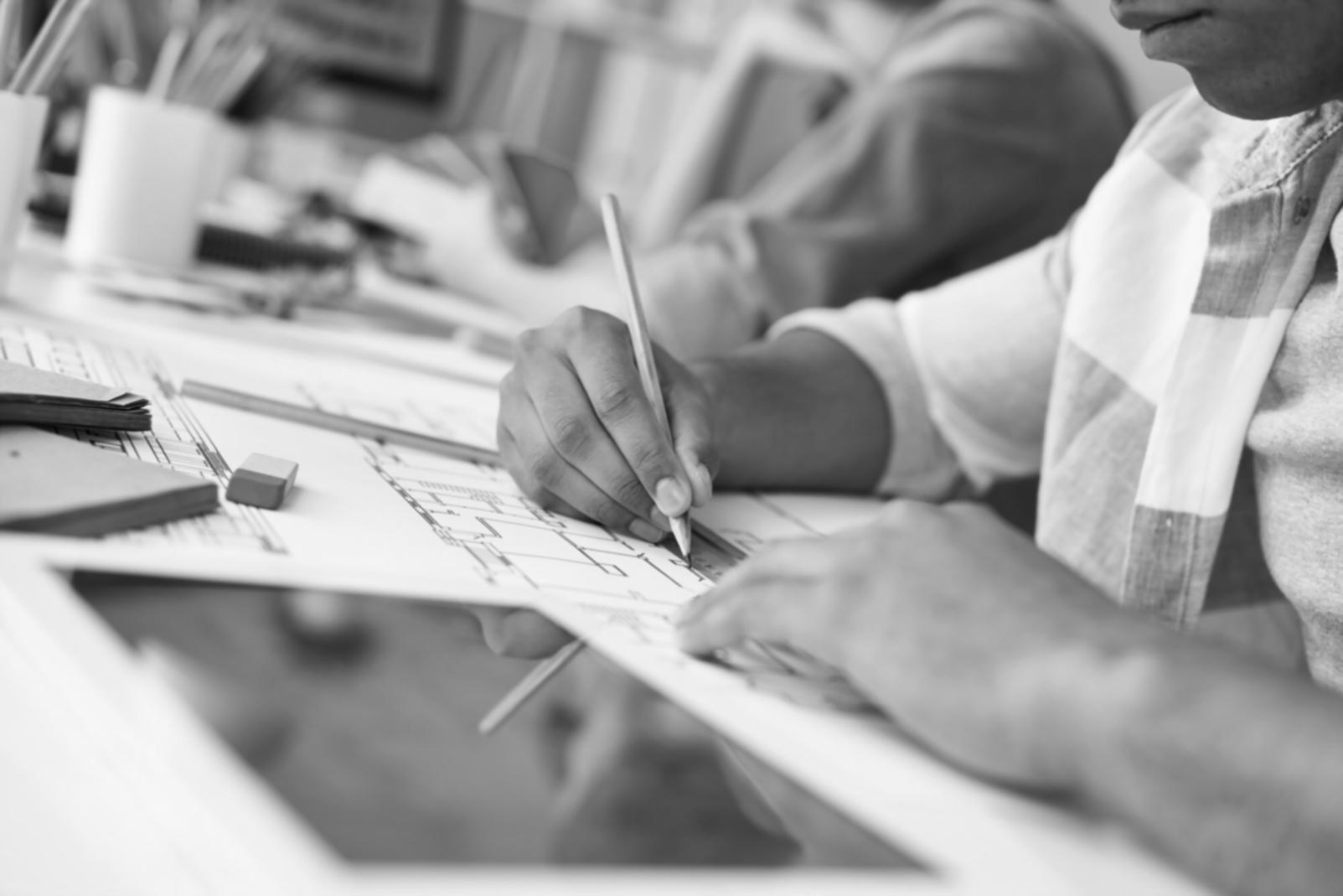 Consultant analysant les besoins de formation